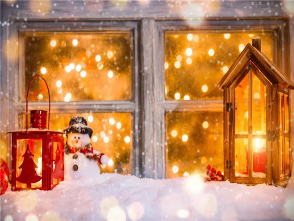 Snowman Lantern Window